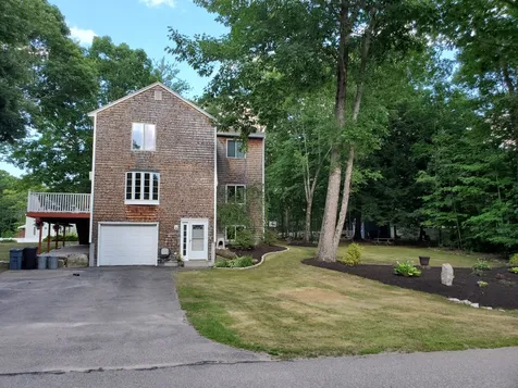 49 Eastfield Loop Sandown NH 03873