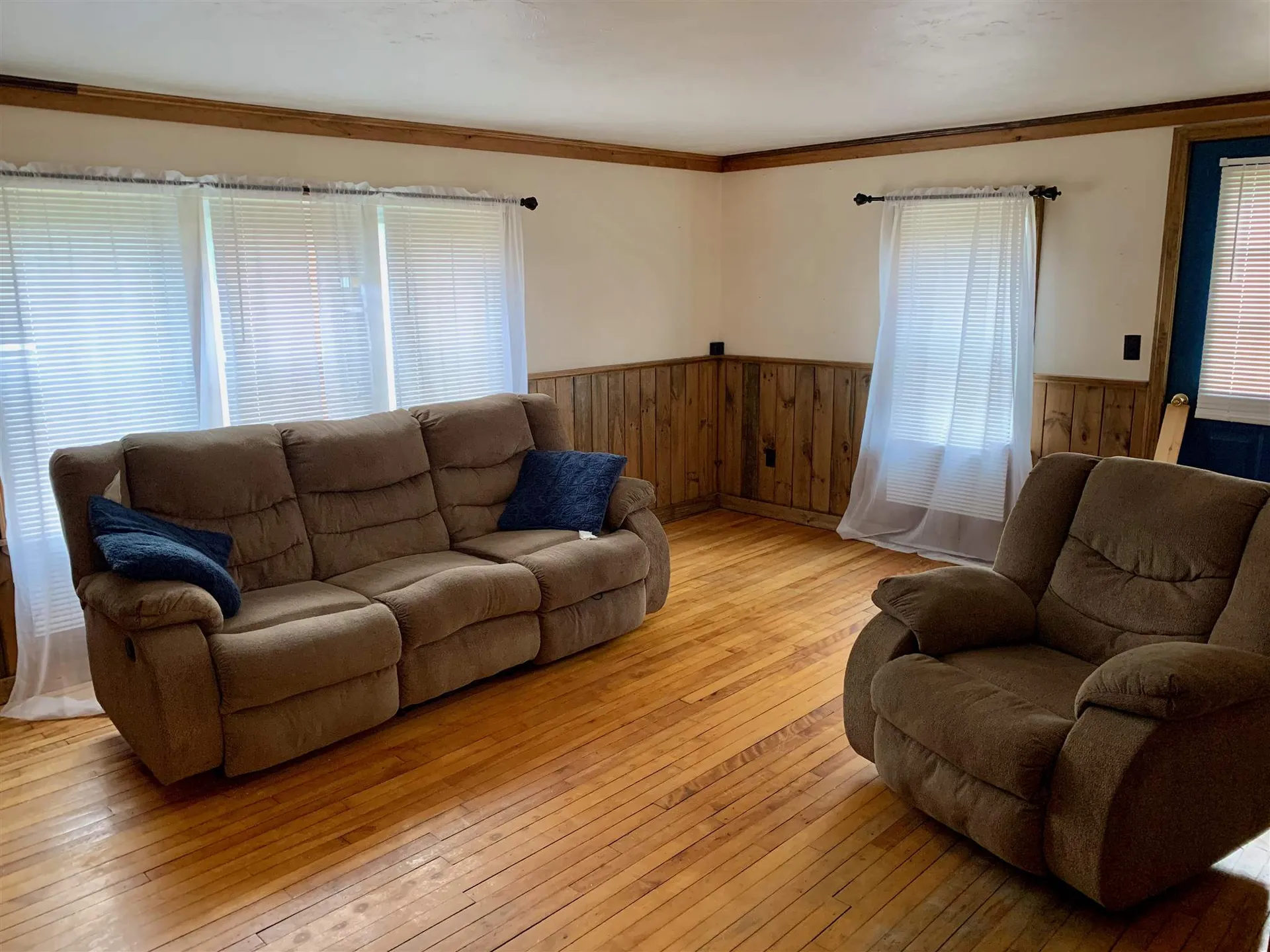 33 Edwards Street Colebrook NH 03576
