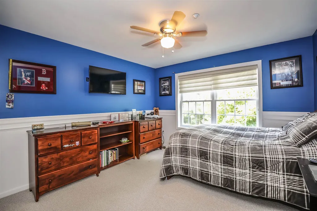 14 Farrwood Drive Hooksett NH 03106
