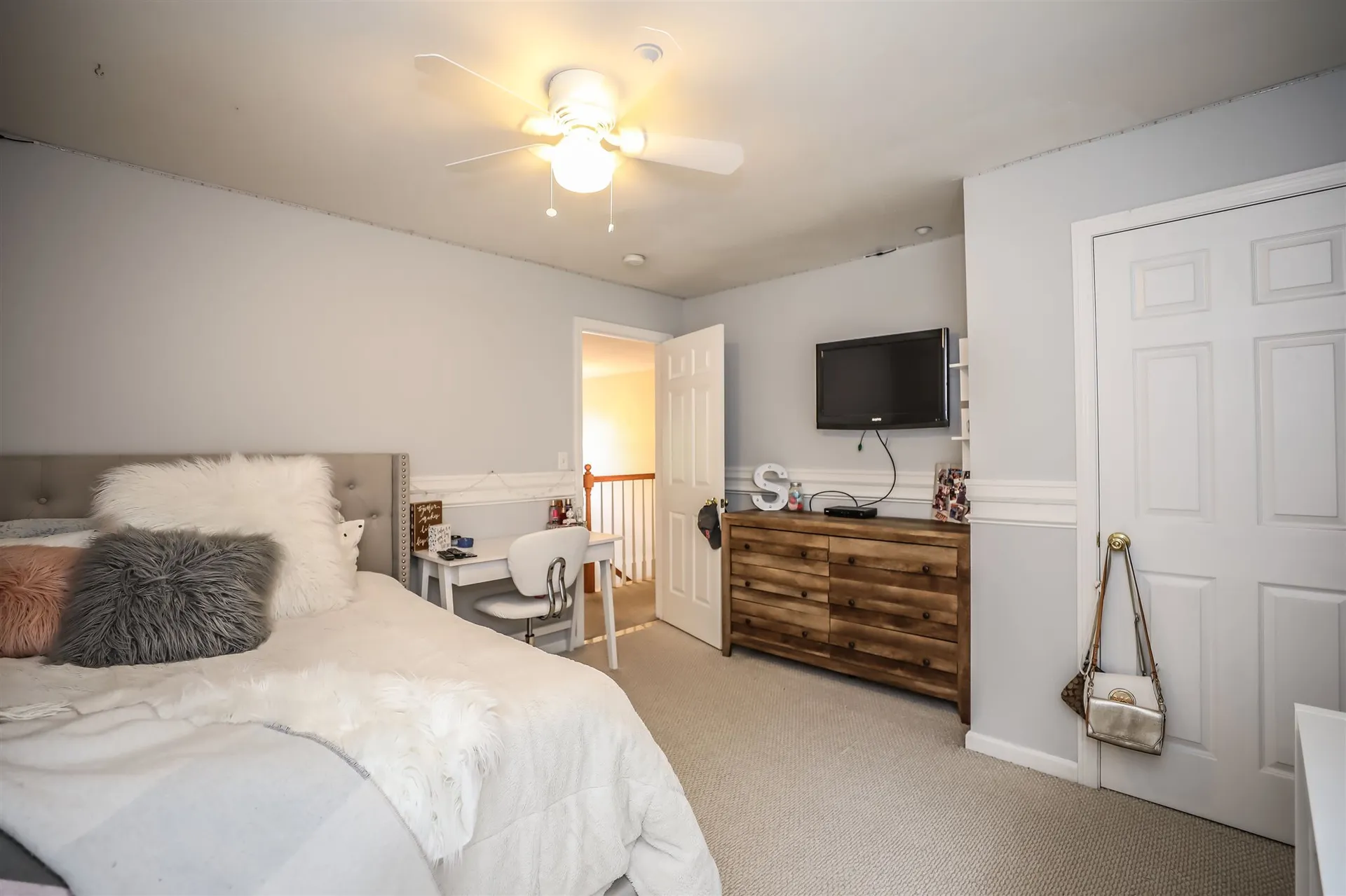14 Farrwood Drive Hooksett NH 03106