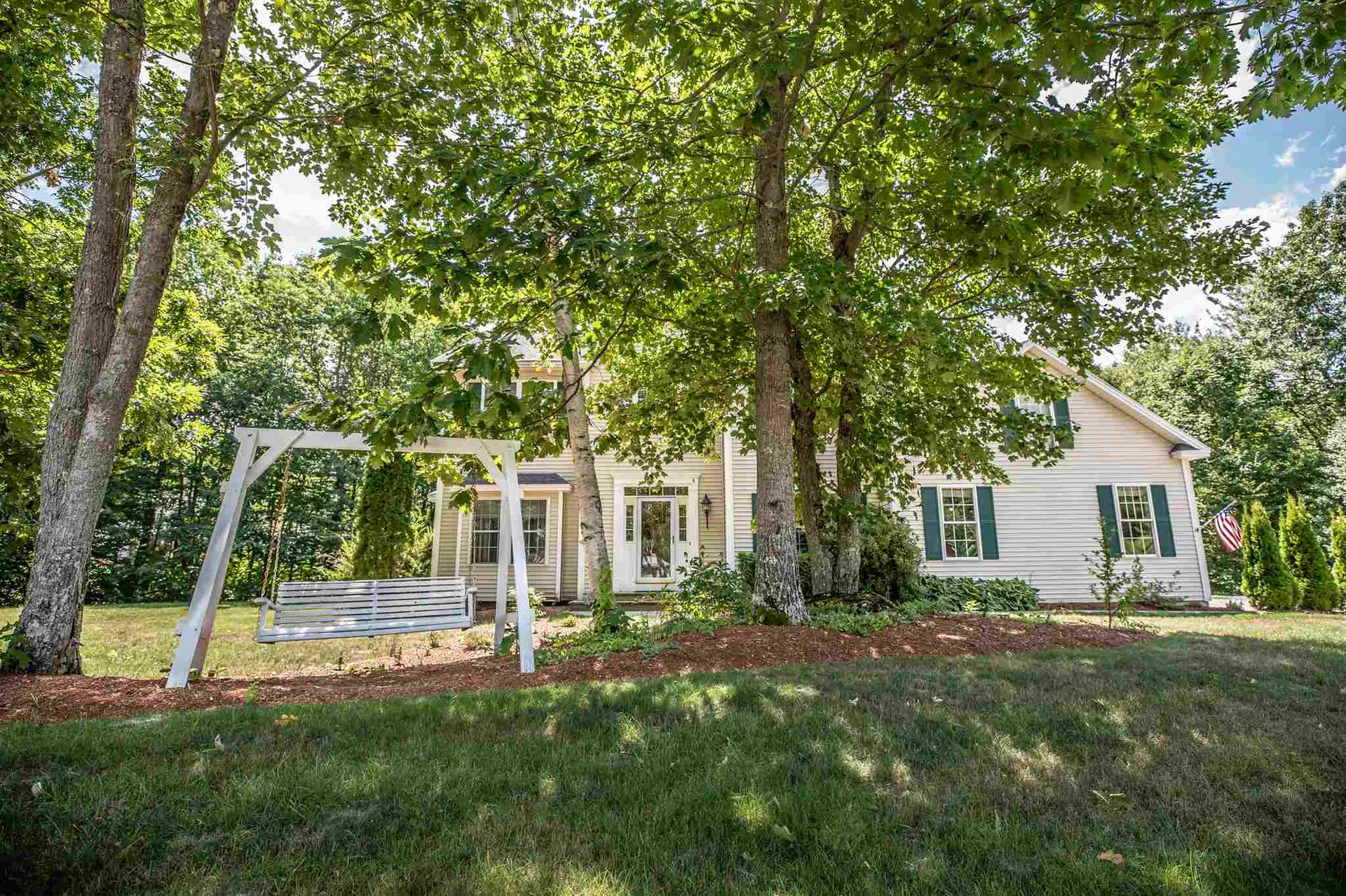 14 Farrwood Drive Hooksett NH 03106
