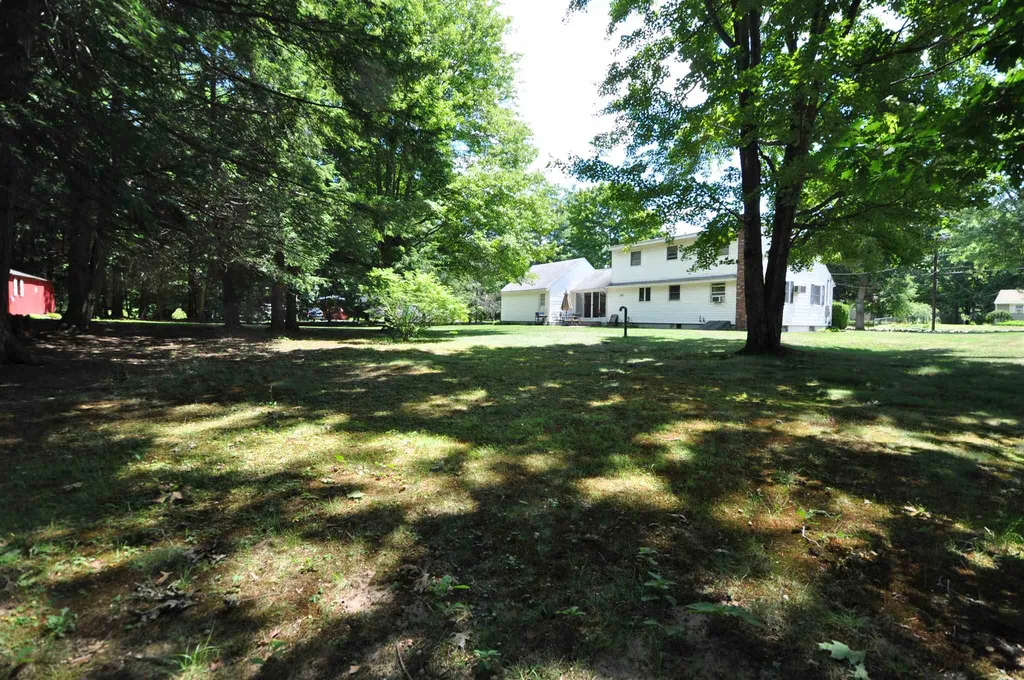 32 Corning Road Litchfield NH 03052