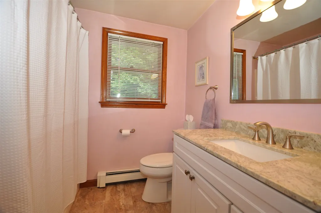 32 Corning Road Litchfield NH 03052
