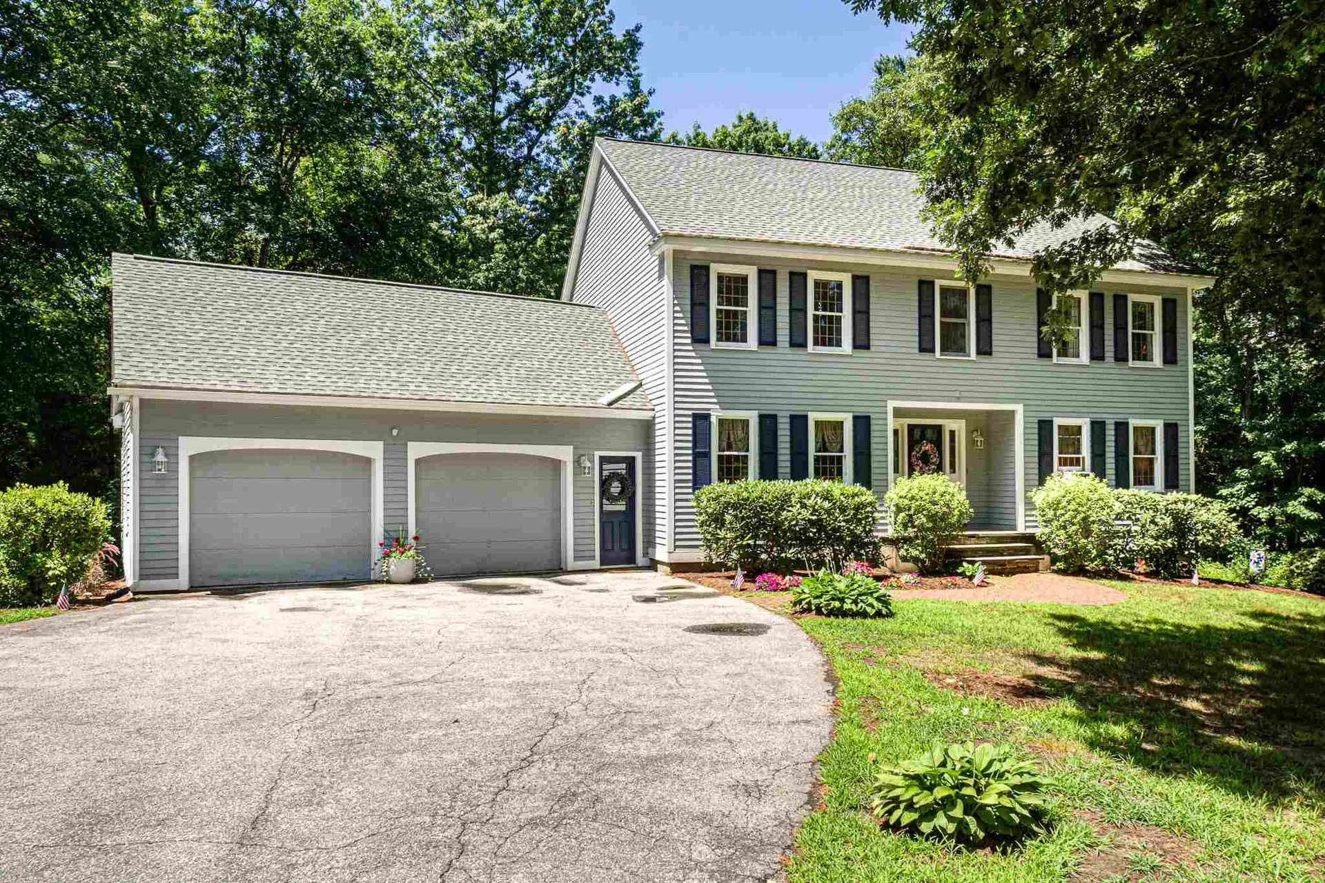 11 Kent Street Windham NH 03087