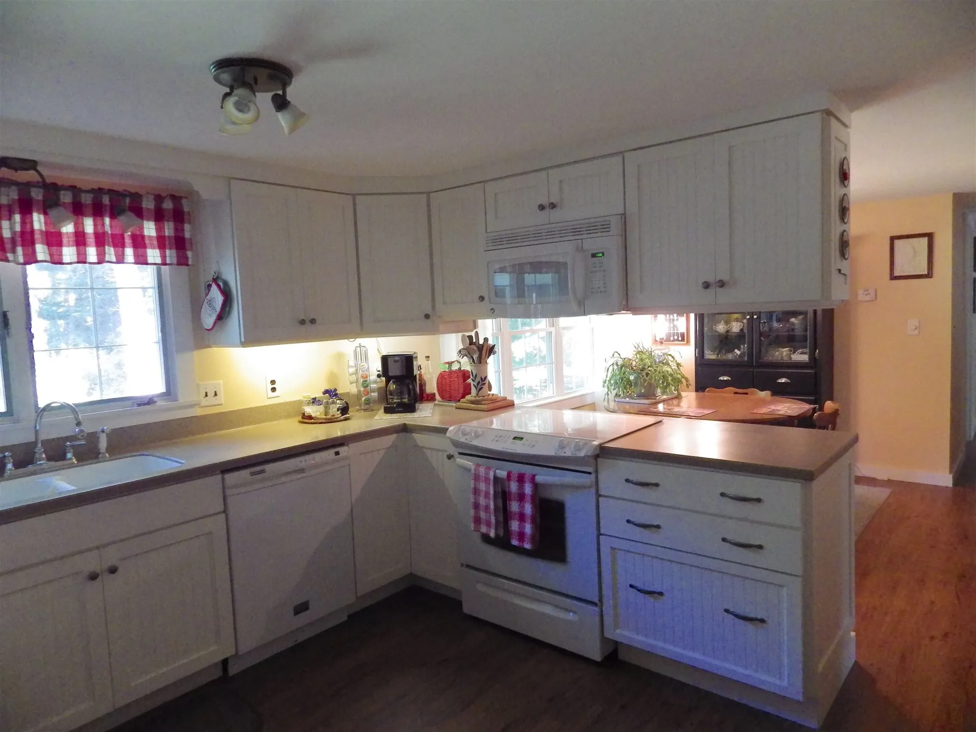 288 Center Street Wolfeboro NH 03894