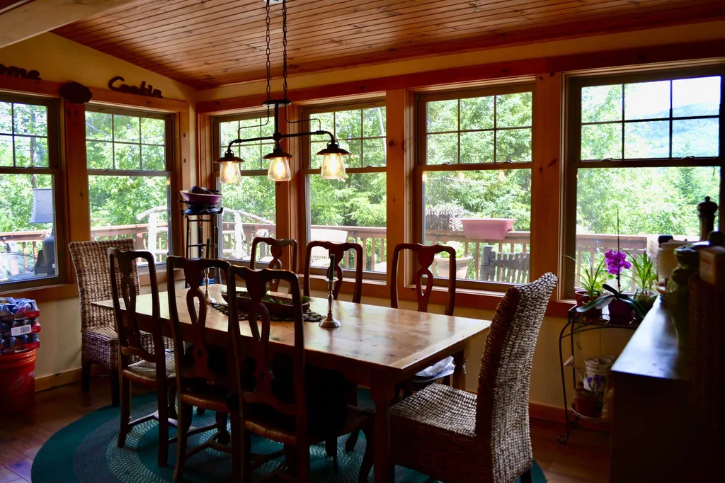560 Rabbit Road Warren VT 05674