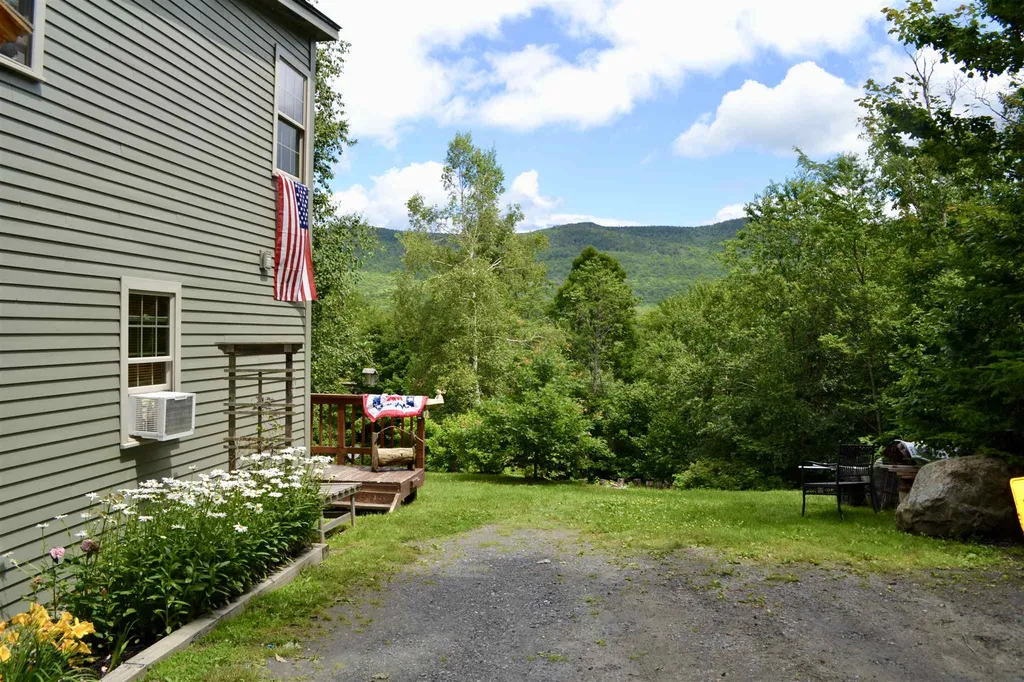 560 Rabbit Road Warren VT 05674