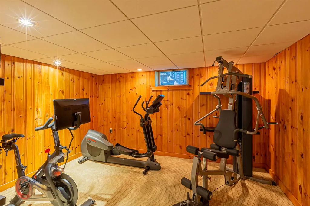 15 West Road Rye NH 03870