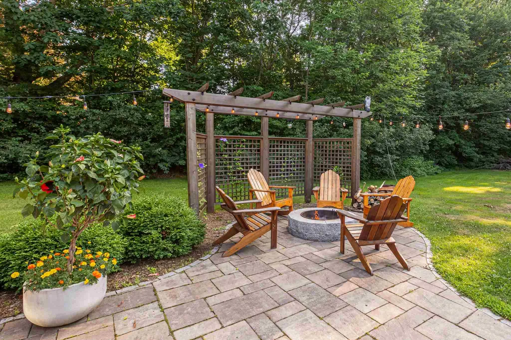15 West Road Rye NH 03870