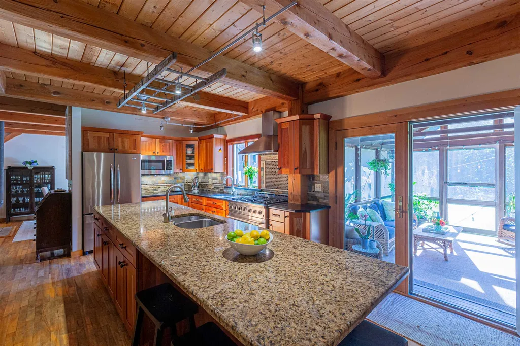 15 West Road Rye NH 03870