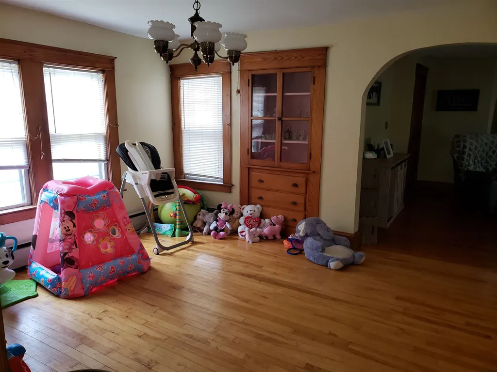 42 Mulberry Street Claremont NH 03743