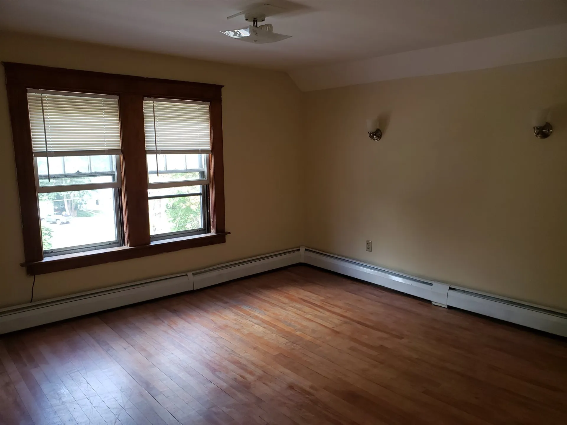 42 Mulberry Street Claremont NH 03743