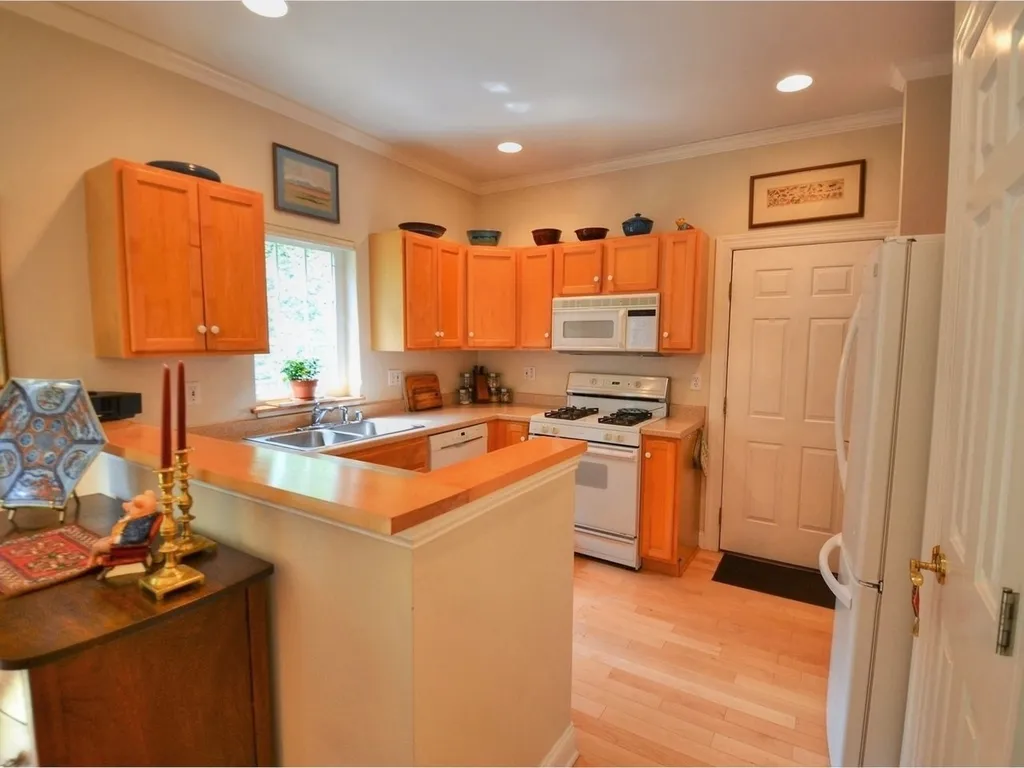 51 High Grove Court Burlington VT 05401