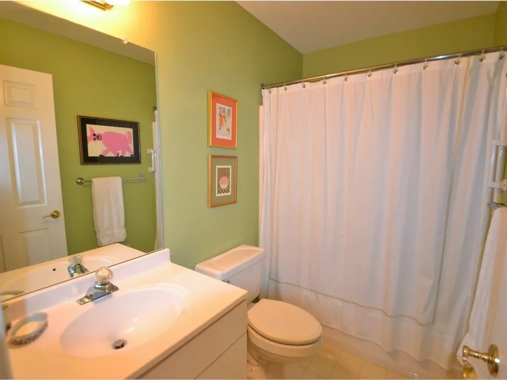 51 High Grove Court Burlington VT 05401