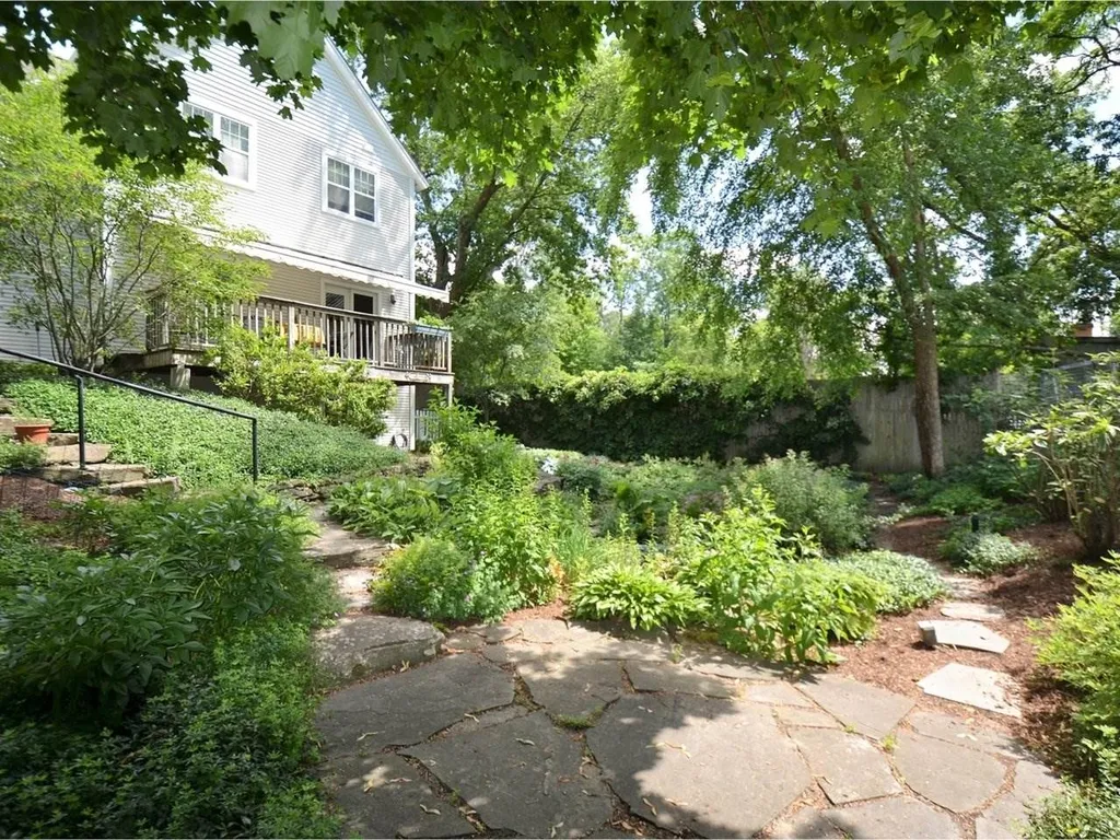 51 High Grove Court Burlington VT 05401
