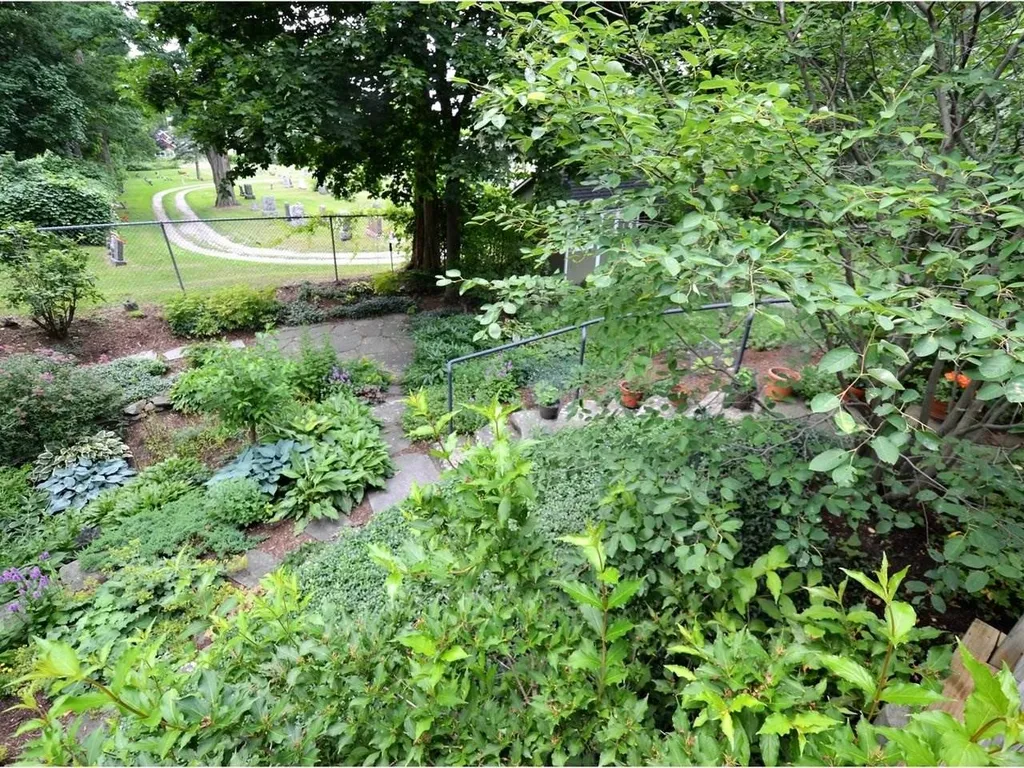 51 High Grove Court Burlington VT 05401