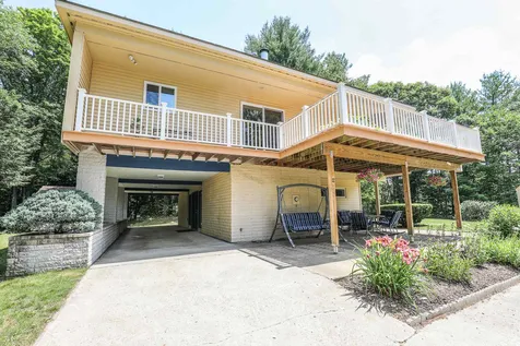 2 Fox Hollow Drive Weare NH 03281