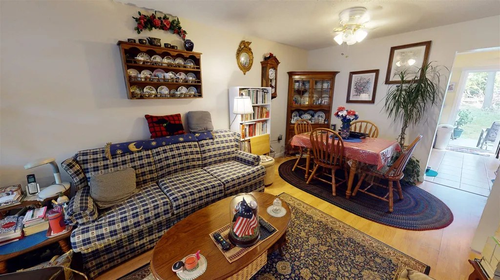 27 Woodland Green Rochester NH 03868