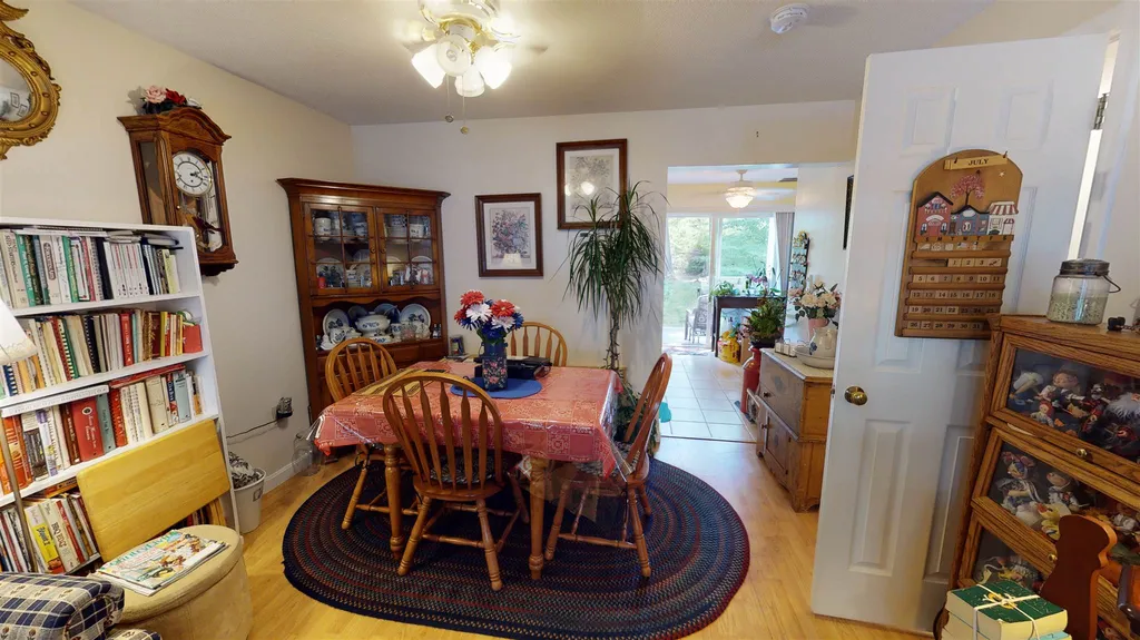 27 Woodland Green Rochester NH 03868
