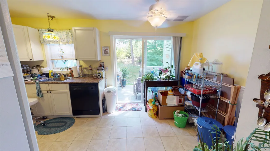 27 Woodland Green Rochester NH 03868
