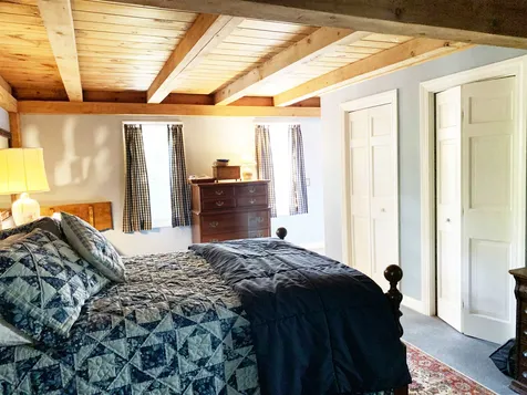 88 Meadow Brook Road New London NH 03257