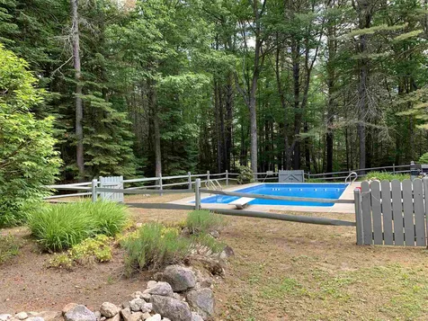 88 Meadow Brook Road New London NH 03257