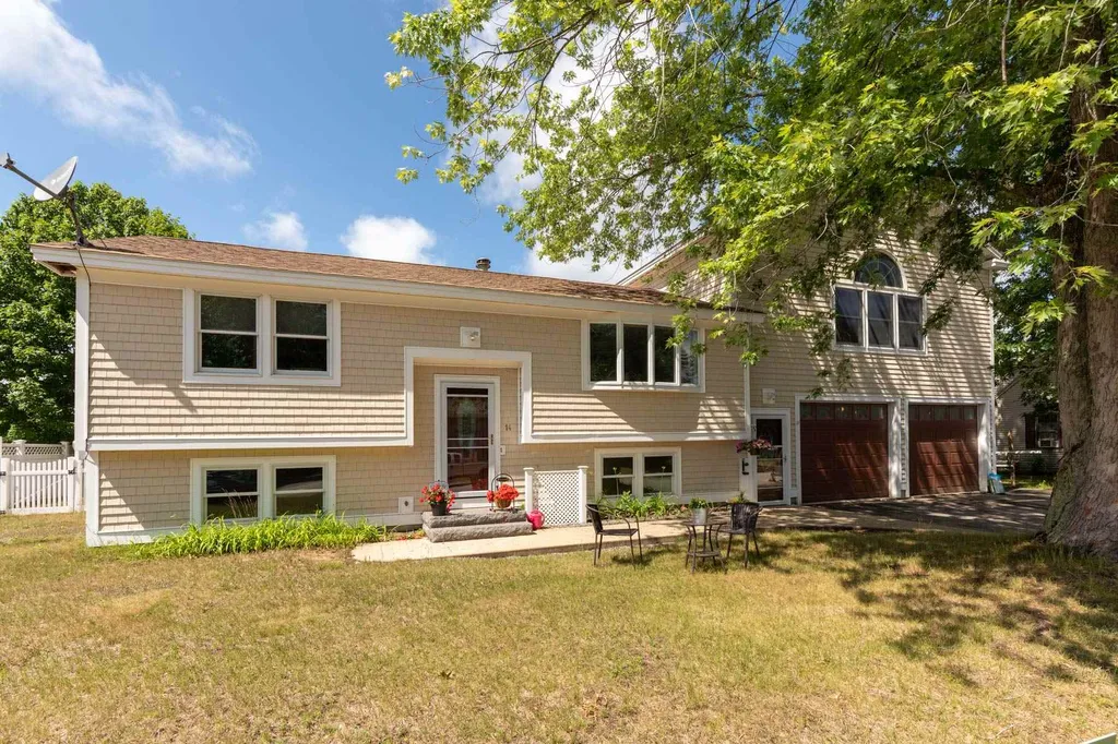 14 Partridge Lane Dover NH 03820