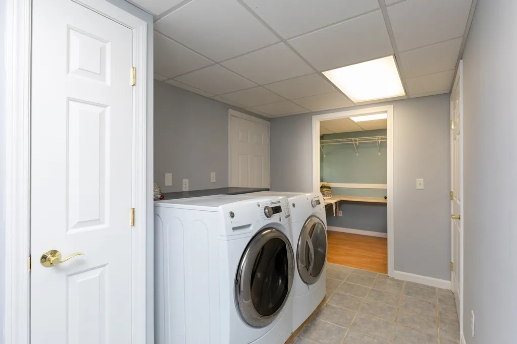 14 Partridge Lane Dover NH 03820