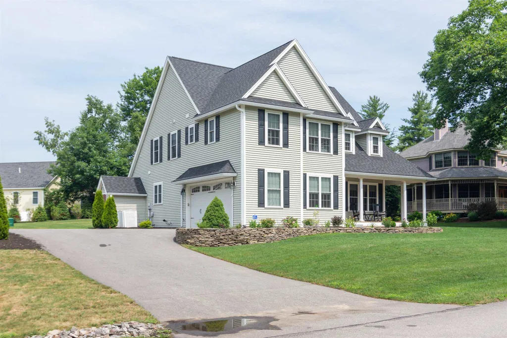 10 Long Bay Drive Laconia NH 03246
