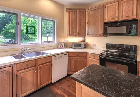 15 Berrill Farms Lane Hanover NH 03755