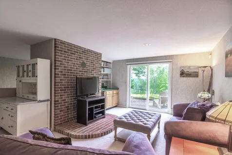 15 Berrill Farms Lane Hanover NH 03755