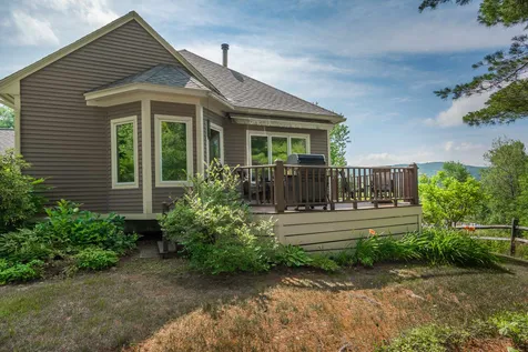 15 Berrill Farms Lane Hanover NH 03755
