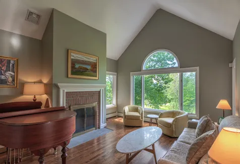 15 Berrill Farms Lane Hanover NH 03755