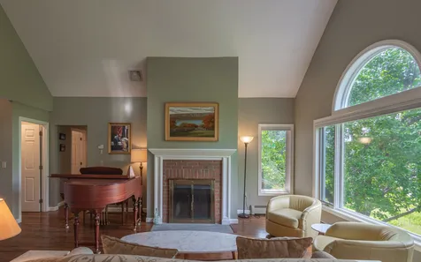15 Berrill Farms Lane Hanover NH 03755