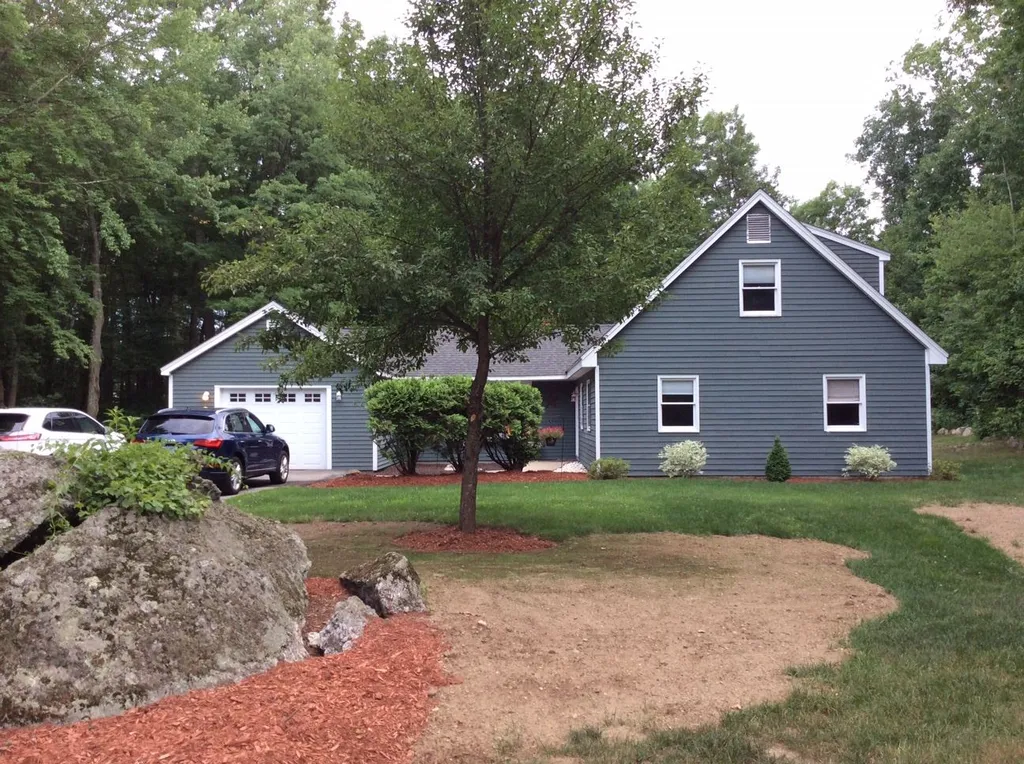 6 Shasta Drive Londonderry NH 03053