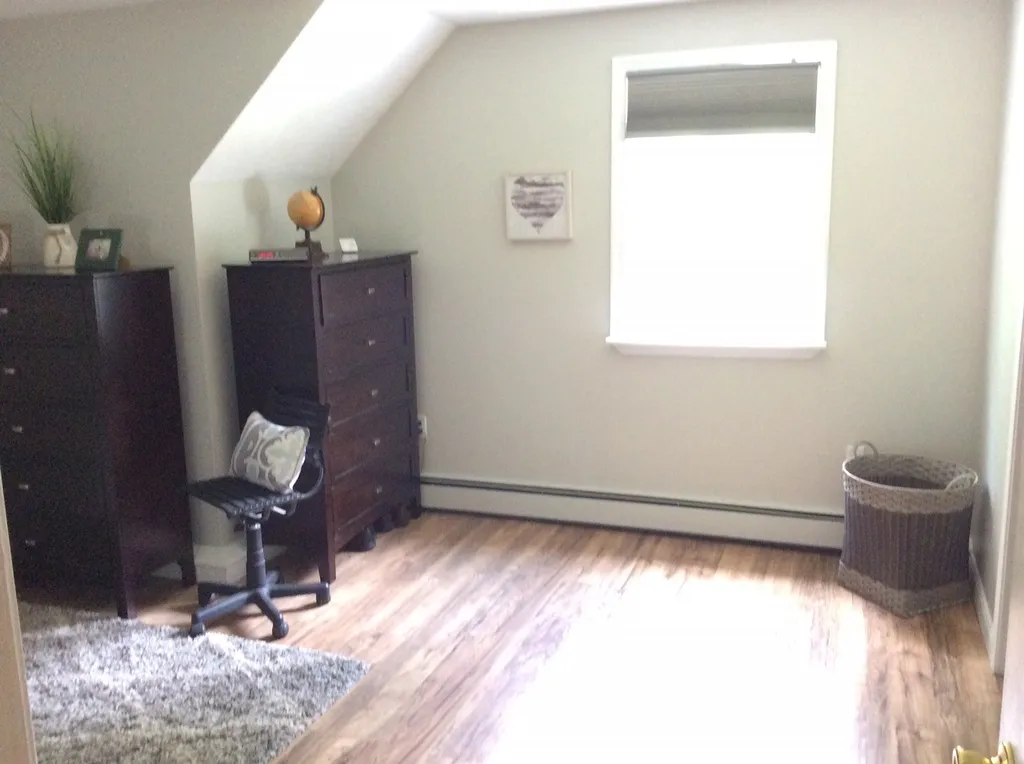 6 Shasta Drive Londonderry NH 03053