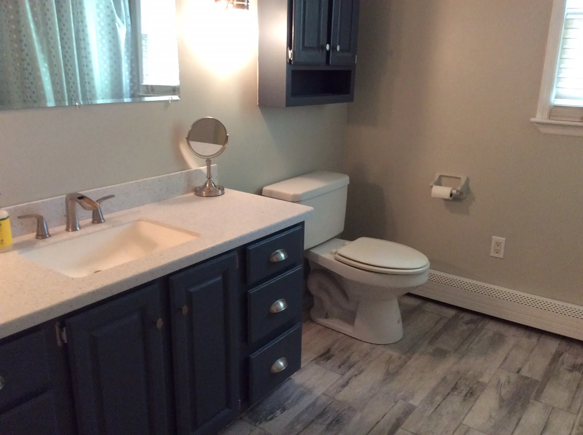 6 Shasta Drive Londonderry NH 03053