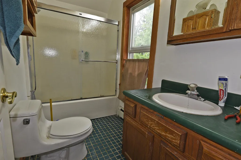81 Saint Peter Street Winooski VT 05404-0000