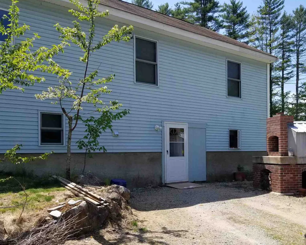 12 Maple Lane New Hampton NH 03256