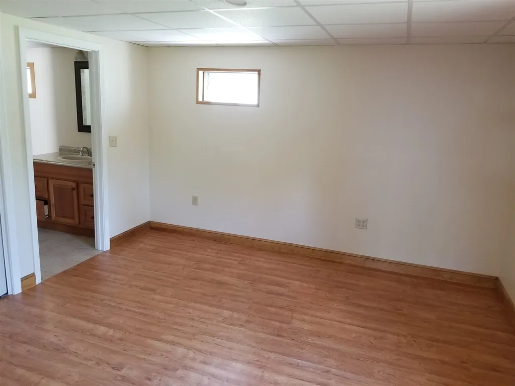 12 Maple Lane New Hampton NH 03256
