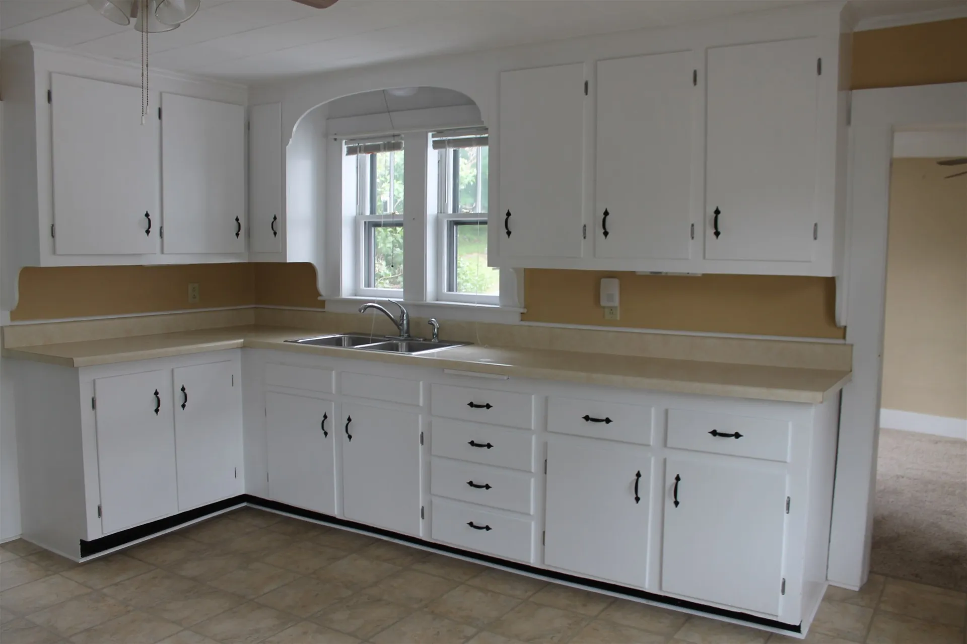 1576 Dover Road Epsom NH 03234