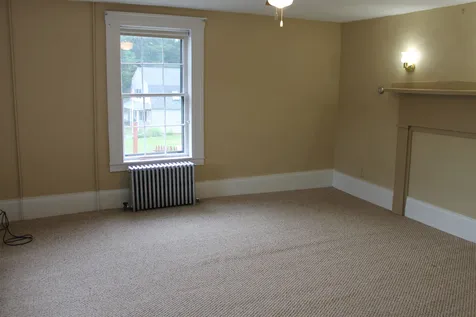 1576 Dover Road Epsom NH 03234