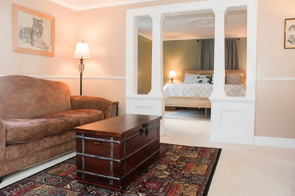 54 East Street Bristol VT 05443