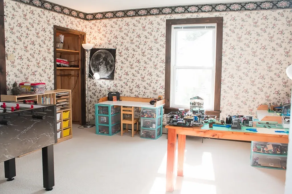 54 East Street Bristol VT 05443