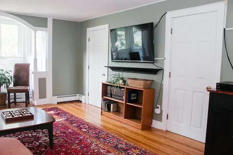 54 East Street Bristol VT 05443