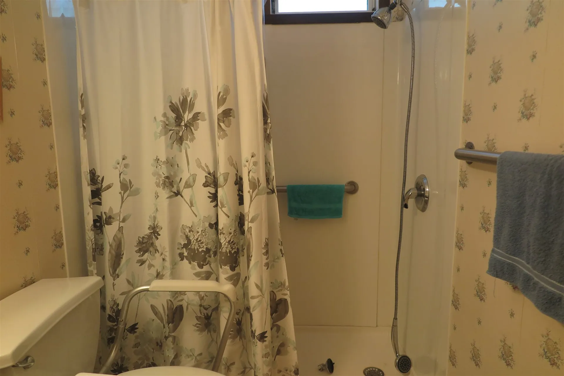 28 Drew Lane Middlebury VT 05753