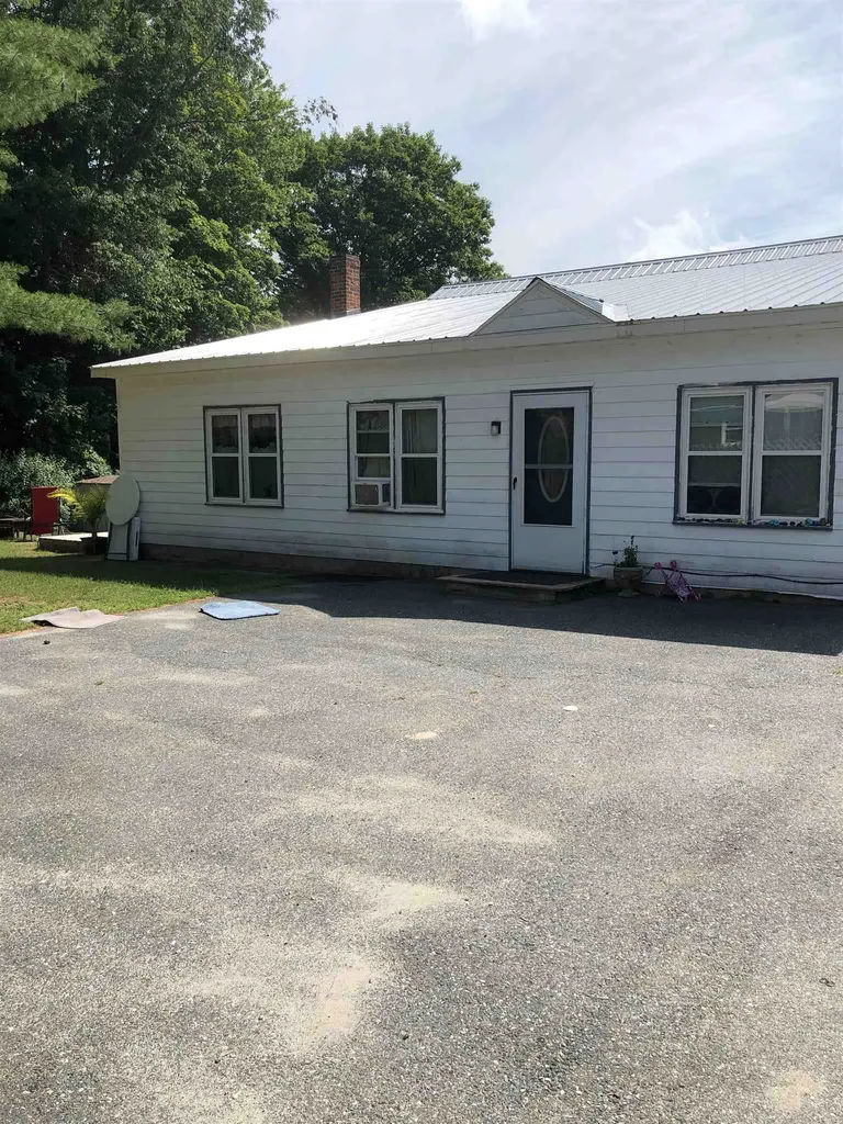 4 Block Avenue Claremont NH 03743