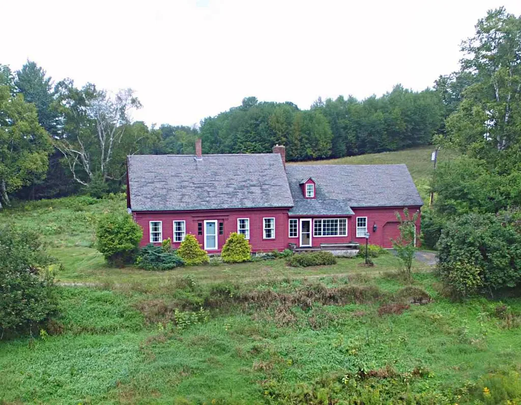 215 Grandview Drive Ryegate VT 05042