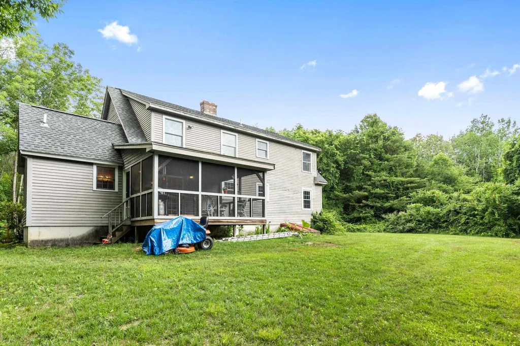 407 Province Road Strafford NH 03884
