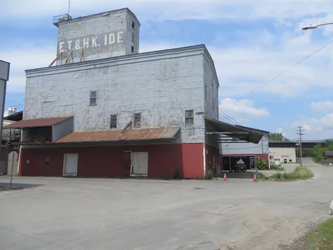 202 Bay Street St. Johnsbury VT 05819